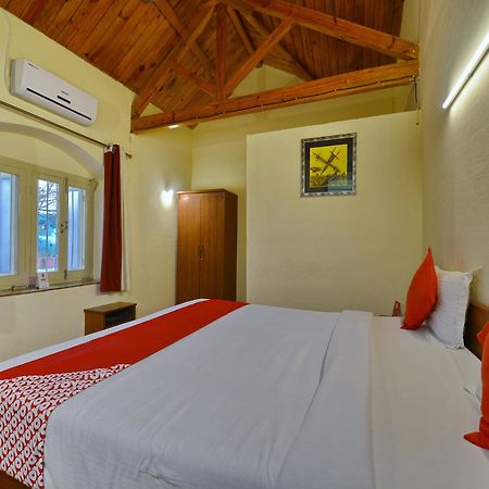 Oyo 12402 Mushkil Aasan Hotel Mount Abu Exterior foto